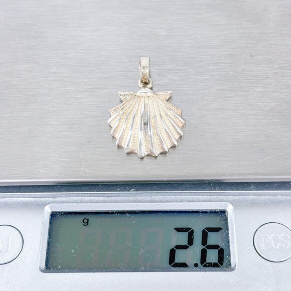 Scallop Sea Shell Charm | Vintage Sterling Silver 925 | Ocean Beach Pendant - Picture 7 of 7